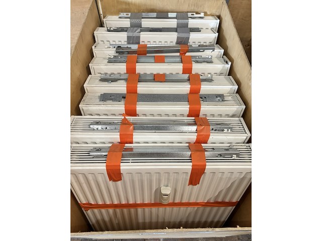 3x radiatoren, brugman kompakt-4, t22 - 1335 watt, wit - afbeelding 1 van  9