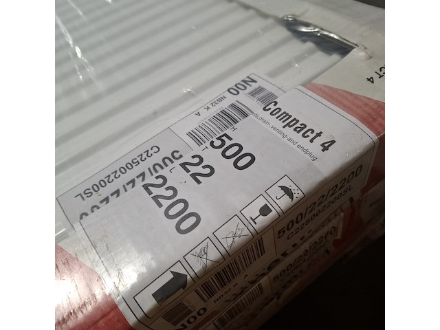 3x radiatoren, thermrad compact 4, t22, old stock - afbeelding 4 van  4