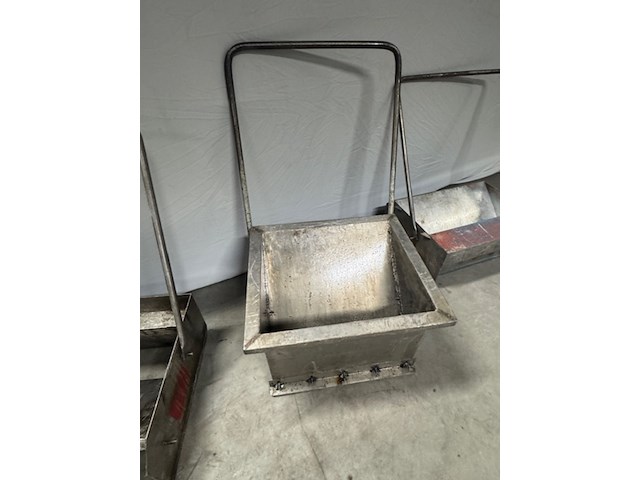 3x resin sledge/slee - afbeelding 3 van  4