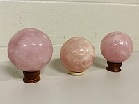 3x rozenkwarts bollen - afbeelding 1 van  4