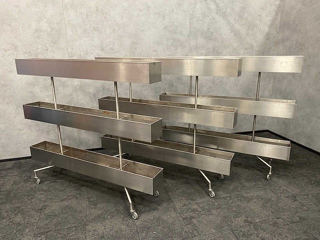 3x rvs verrijdbare divider/ plantenbak - afbeelding 1 van  2