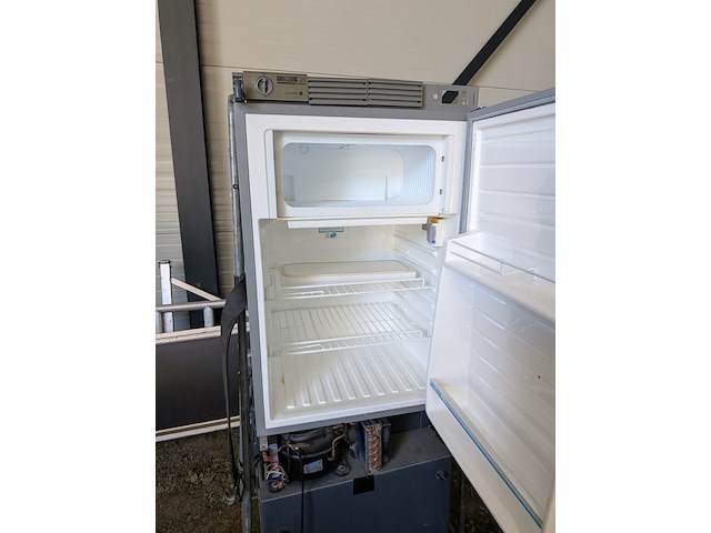 3x scheeps koelkast o.a. dometic, waeco - afbeelding 3 van  13