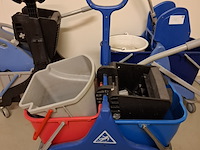 3x schoonmaakwagen - afbeelding 3 van  4