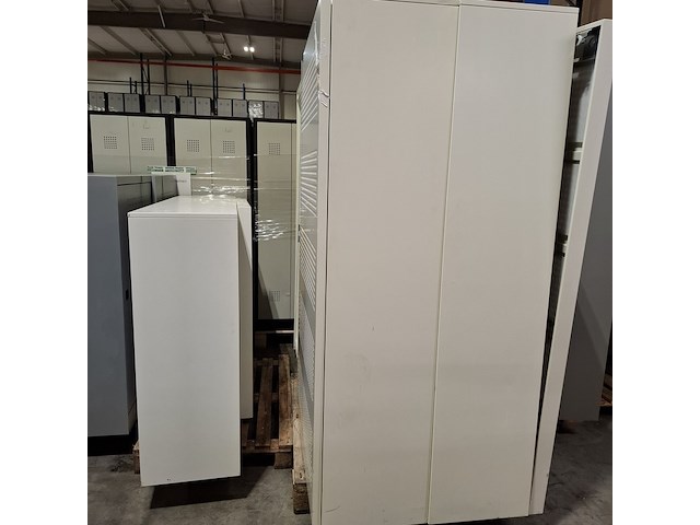 3x schuifdeurkast - afbeelding 12 van  12