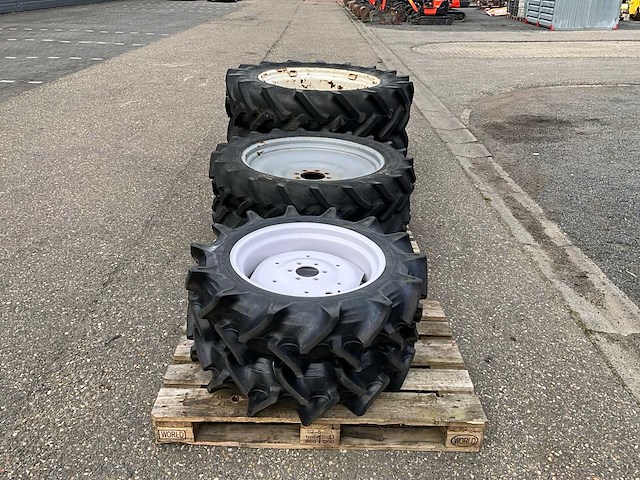3x set landbouwbanden - afbeelding 10 van  14