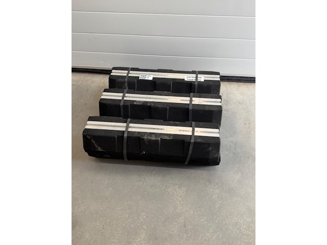 3x set trillingsdempers - afbeelding 1 van  3