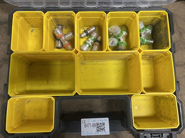 3x stanley gereedschapskoffer, organizer met inhoud koppelingen - afbeelding 7 van  11