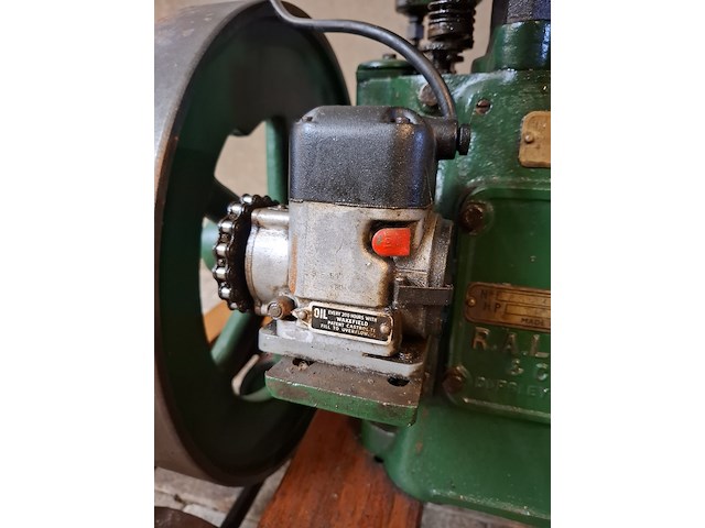 3x stationaire motor, lister, petter en wite - afbeelding 16 van  37