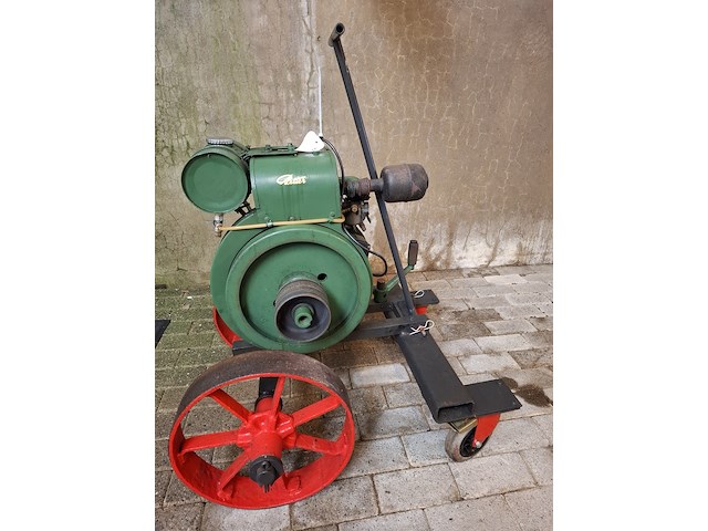 3x stationaire motor, lister, petter en wite - afbeelding 12 van  37