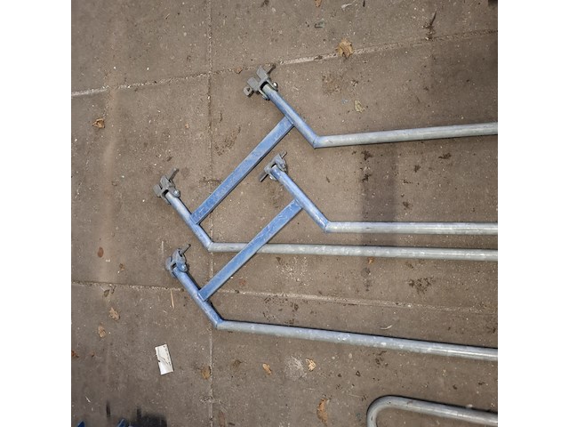 3x steigertrap met leuning layher, allround stalen steiger - afbeelding 9 van  26