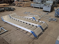 3x steigertrap met leuning - afbeelding 1 van  26
