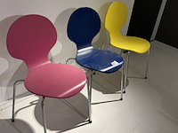 3x stoel danform, roze, blauw en geel - afbeelding 3 van  4