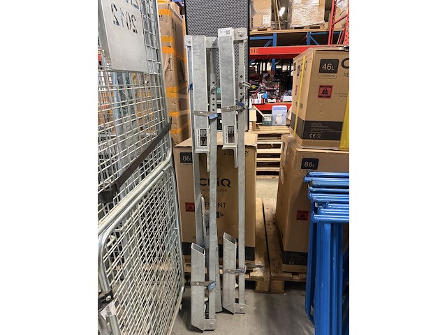 3x stut alone gevelstempel 195-315 cm, bw-02, bouwjaar 2020 - afbeelding 1 van  4