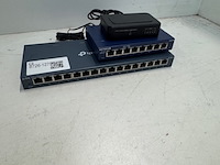 3x switch o.a.: netgear en tp-link, tl-sg116 en gs108 - afbeelding 1 van  8