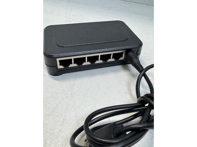 3x switch o.a.: netgear en tp-link, tl-sg116 en gs108 - afbeelding 3 van  8