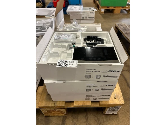 3x systeemregelaar inclusief vrc dcf buitensensor vaillant, sensocomfort vrc 720/2 - afbeelding 1 van  4