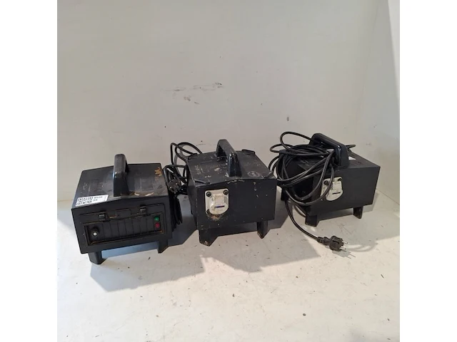 3x trafo voor halogeenarmatuur | 42 volt - afbeelding 1 van  4