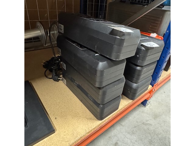 3x ups stekkerdoos bluewalker, powerwalker vfd 800 apfc - afbeelding 1 van  4