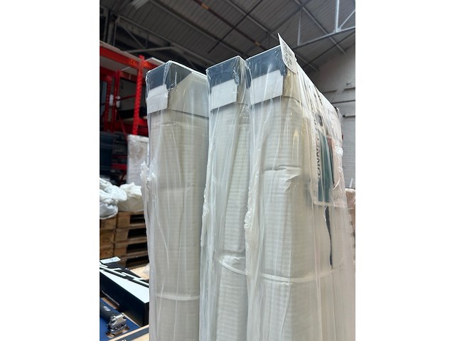 3x ventielradiator t11 300x1400 mm, stelrad, novello 8 - afbeelding 3 van  5