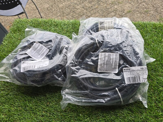 3x verlengkabel kopp, zwart - afbeelding 1 van  2
