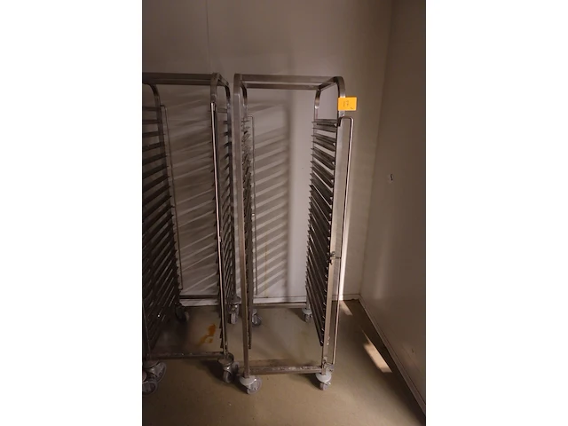 3x verrijdbare regaalwagen - afbeelding 2 van  5