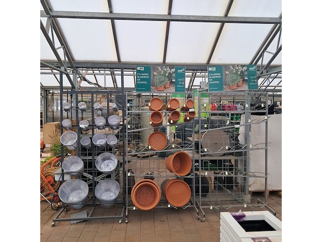 3x verrijdbare stelling met inhoud - afbeelding 1 van  9