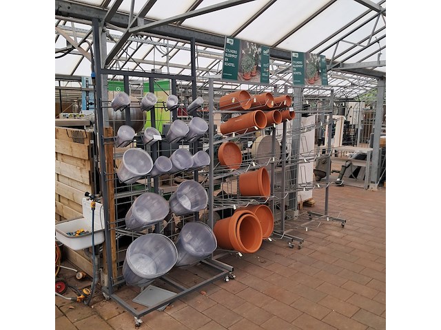 3x verrijdbare stelling met inhoud - afbeelding 2 van  9