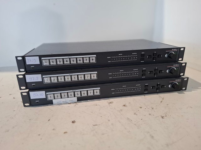 3x video switcher, extron, in1608 xi - afbeelding 1 van  5