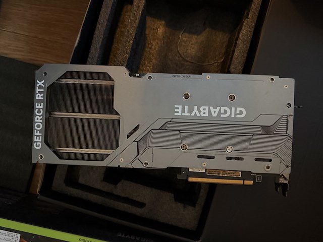 3x videokaart, asus & gigabyte, geforce rtx 4090 - afbeelding 4 van  15