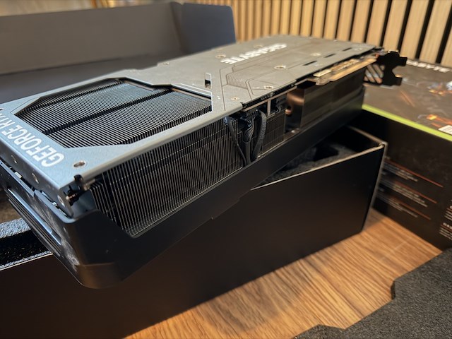 3x videokaart, asus & gigabyte, geforce rtx 4090 - afbeelding 7 van  15