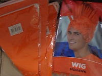 3x vlaggenlijn oranje 10mtr + 1x oranje pruik - afbeelding 2 van  3