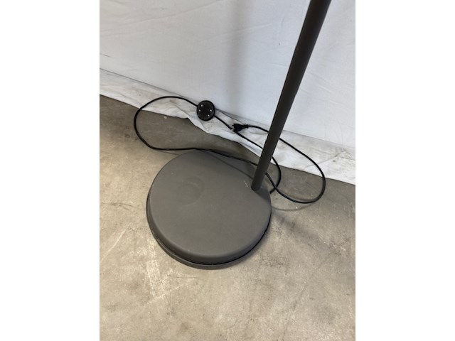 3x vloerlamp ikea, hektar en skurup, antraciet en zwart - afbeelding 5 van  10