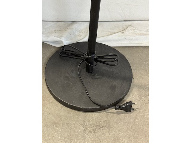 3x vloerlamp ikea, hektar en skurup, antraciet en zwart - afbeelding 8 van  10