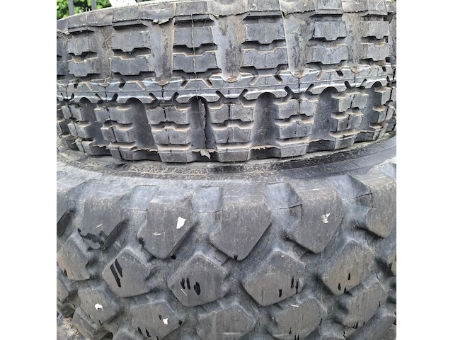 3x vrachtwagenband, 1x terreinband, michelin/ continental, o.a. xzl - afbeelding 5 van  6