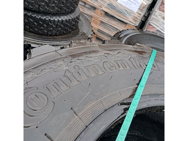 3x vrachtwagenband en 2x terreinband, michelin/continental - afbeelding 2 van  7