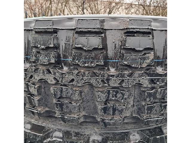 3x vrachtwagenband en 2x terreinband, michelin/continental - afbeelding 5 van  7