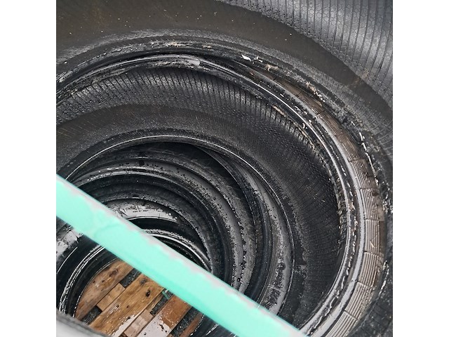 3x vrachtwagenband en 2x terreinband, michelin/continental - afbeelding 6 van  7