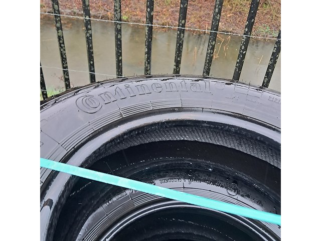 3x vrachtwagenband en 2x terreinband, michelin/continental - afbeelding 2 van  9