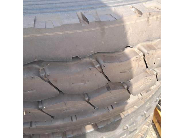 3x vrachtwagenband, michelin, x works hd - afbeelding 5 van  6