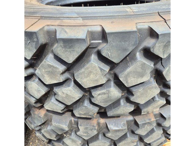 3x vrachtwagenband, michelin, xzl - afbeelding 5 van  5