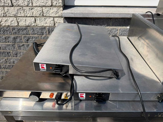 3x warmhoudplaten - 3x aubain mari + 3 pits gasfornuis - overige koken / bakken / grillen - afbeelding 4 van  4