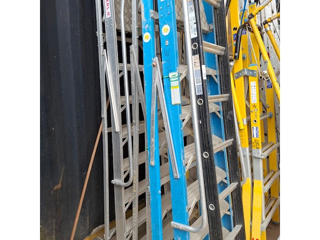 3x werktrap, 1x ladder - afbeelding 3 van  3