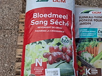 3x zak bloedmeel en 2x zak tuinkali, dcm - afbeelding 2 van  16