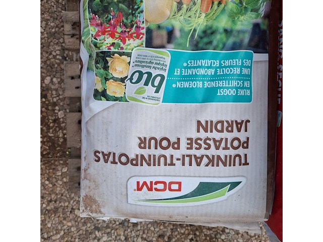 3x zak bloedmeel en 2x zak tuinkali, dcm - afbeelding 13 van  16