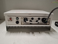 3x zonnepaneel, omvormer en diversen - afbeelding 9 van  14