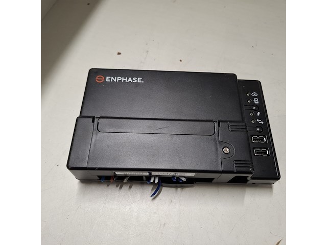 3x zonnepaneel, omvormer en diversen - afbeelding 12 van  14