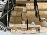 3x20mm universele schroef (720x) - afbeelding 1 van  3