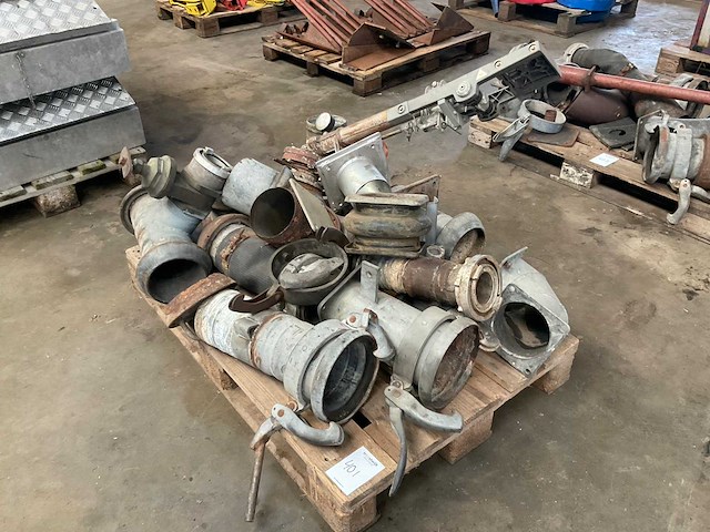 4” + 6” partij mestkoppelingen - afbeelding 1 van  4