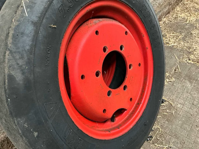 4 banden met velg pionier radial band, wiel en velg - afbeelding 3 van  12