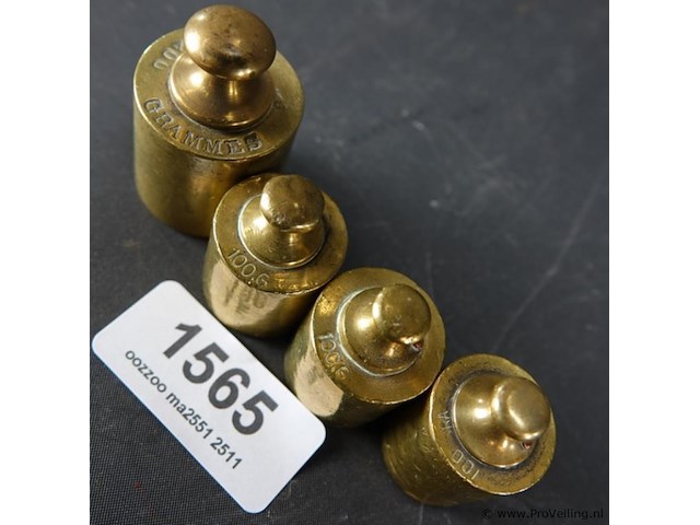 4 bronzen gewichten - afbeelding 3 van  5